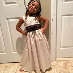 Little Girl Ball Gown EUC